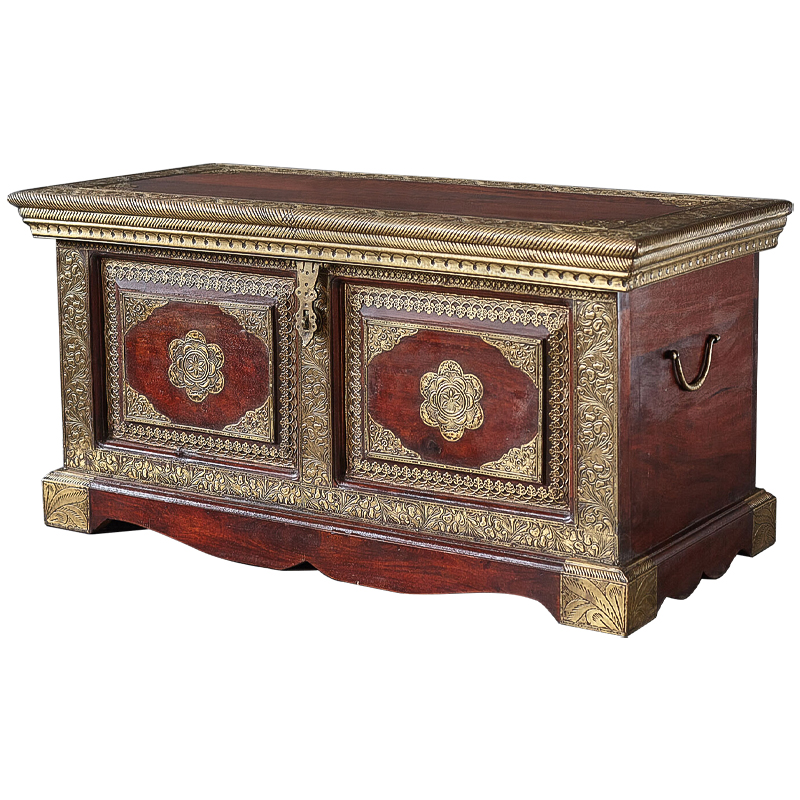 Сундук с латунной чеканкой Kanta Indian Inlaid Chest Латунь Коричневый Сундук с латунной чеканкой Kanta Indian Inlaid Chest Латунь Коричневый в Кирове | Loft Concept