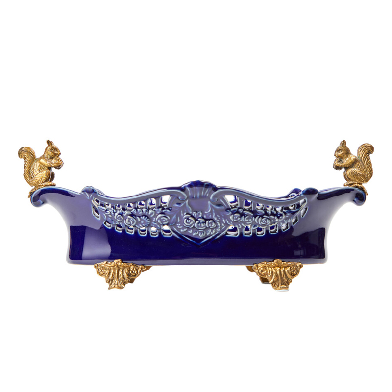 Чаша темно-синего цвета из фарфора с бронзовыми фигурками белок Eden Garden porcelain and bronze Темно-синий Бронза Чаша темно-синего цвета из фарфора с бронзовыми фигурками белок Eden Garden porcelain and bronze Темно-синий Бронза в Кирове | Loft Concept