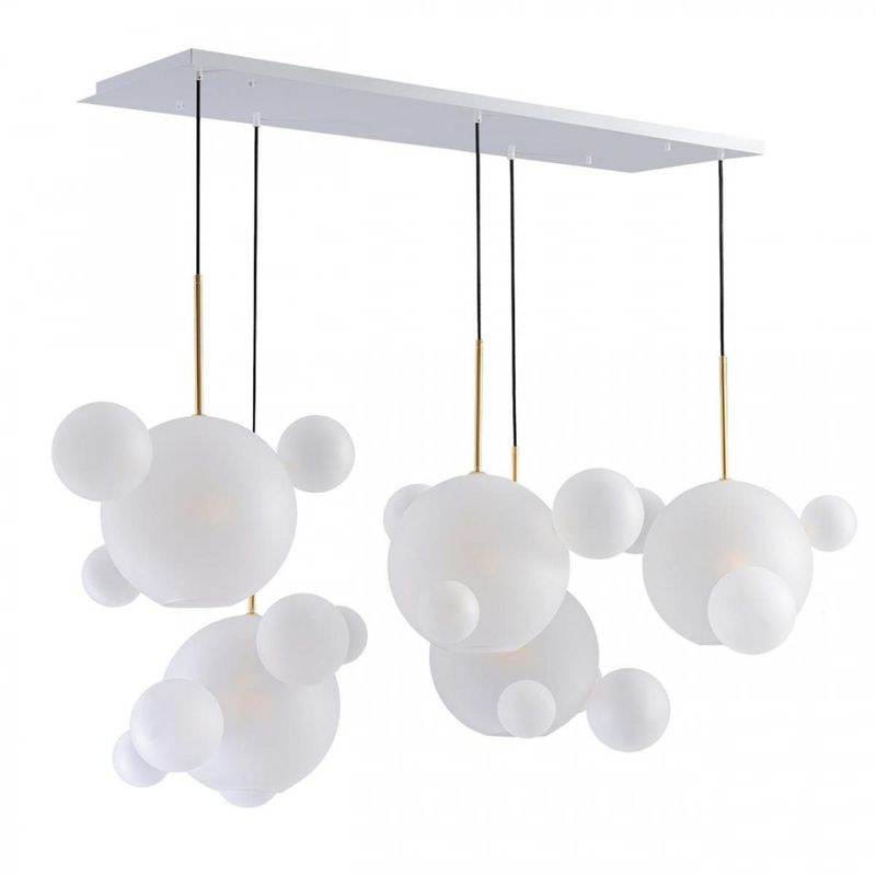 Линейный Светодиодный Светильник Giopato & Coombes Bubble Chandelier Linear Circle матовое белое стекло 5 плафонов Белый Золотой в Кирове | Loft Concept 