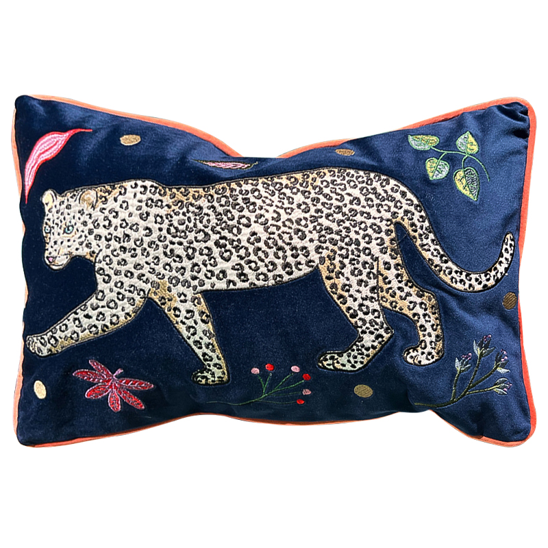 Декоративная подушка с вышивкой Panther Embroidery Cushion Темно-синий Мульти Декоративная подушка с вышивкой Panther Embroidery Cushion Темно-синий Мульти в Кирове | Loft Concept