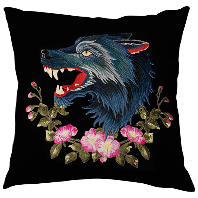 Декоративная подушка с вышивкой Стиль Gucci Wolf Black Черный Мульти Декоративная подушка с вышивкой Стиль Gucci Wolf Black Черный Мульти в Кирове | Loft Concept