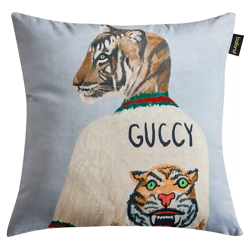 Декоративная подушка Стиль Gucci Tiger Cushion Grey Серый Мульти Декоративная подушка Стиль Gucci Tiger Cushion Grey Серый Мульти в Кирове | Loft Concept