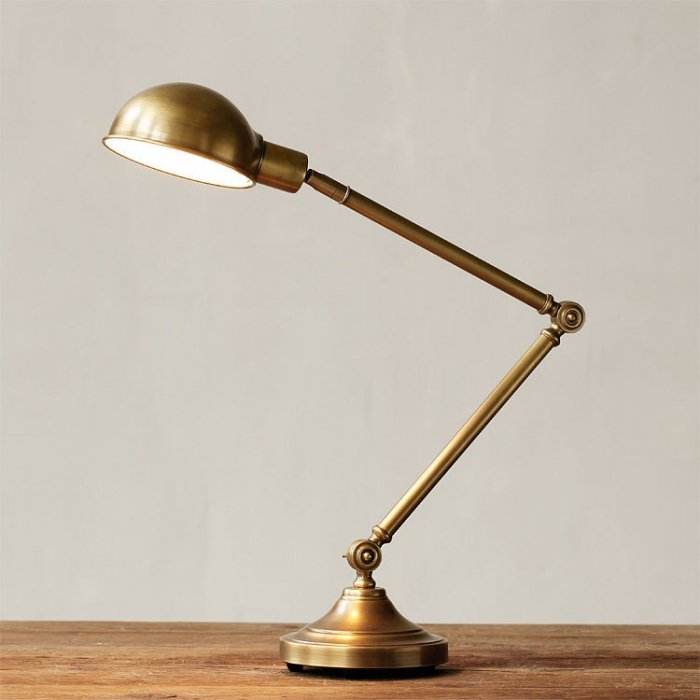 Настольная лампа Brass Vintage Loft Table Lamp Латунь Настольная лампа Brass Vintage Loft Table Lamp Латунь в Кирове | Loft Concept