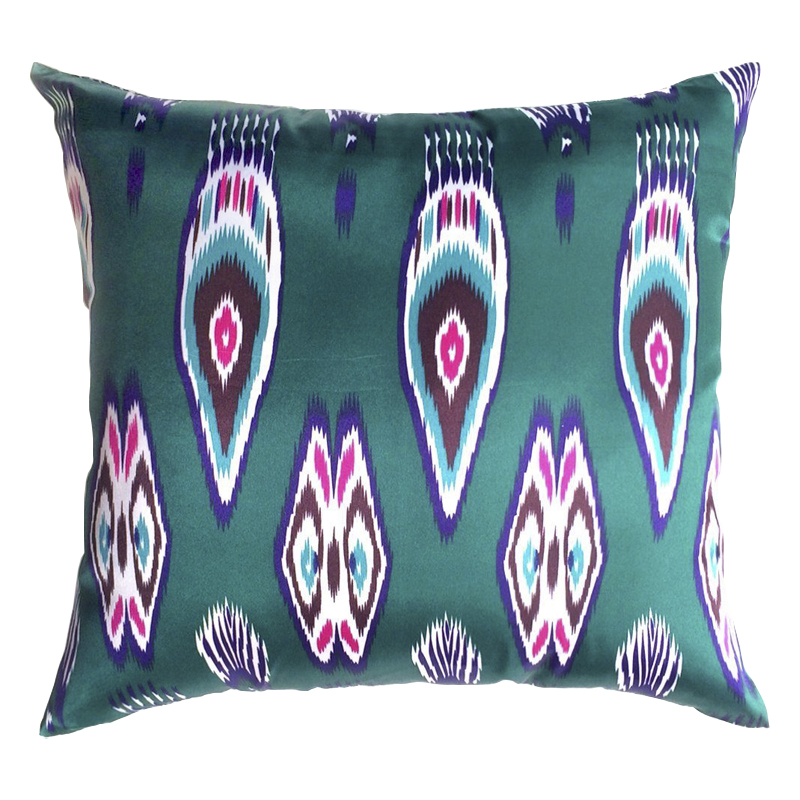 Подушка Bright Ikat Emerald Мульти Подушка Bright Ikat Emerald Мульти в Кирове | Loft Concept