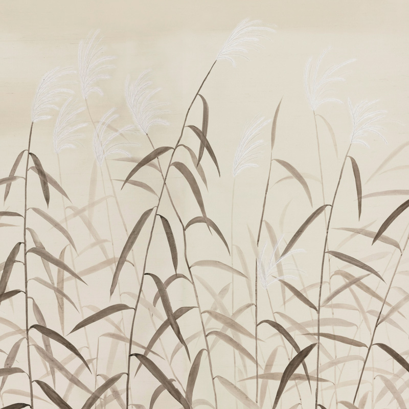 Обои ручная роспись Wild Grasses Original colourway on Bleached Silver slub silk with embroidery Обои ручная роспись Wild Grasses Original colourway on Bleached Silver slub silk with embroidery в Кирове | Loft Concept