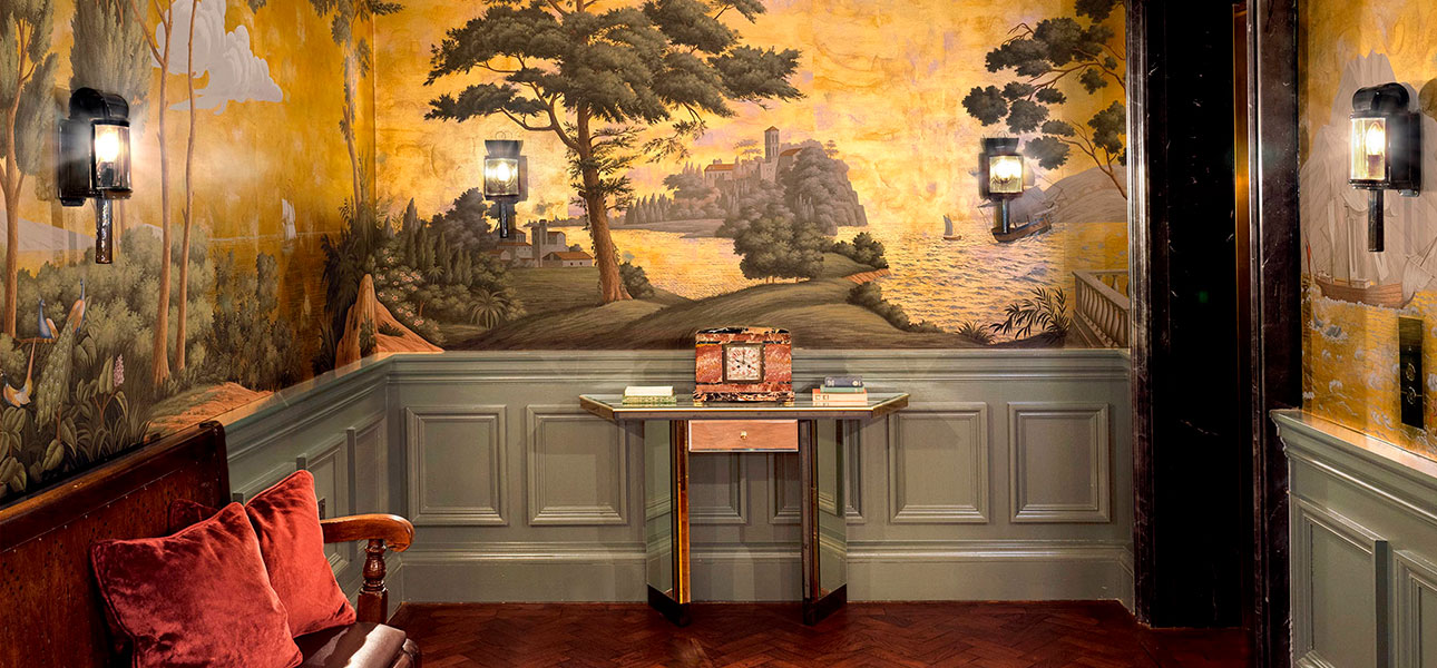 Обои ручная роспись Voyage of the Pacific Amarelo on Deep Rich Gold gilded paper with antiquing - фото №2