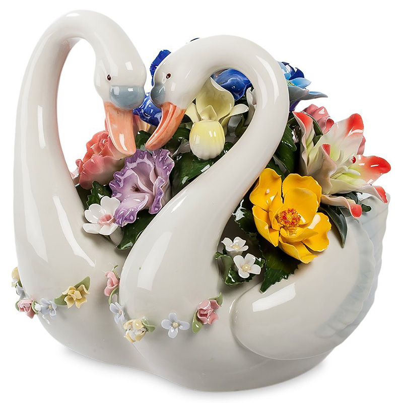Статуэтка фарфоровая Лебеди с цветами Charming Statuette Белый Красный Голубой Желтый Сиреневый Розовый Статуэтка фарфоровая Лебеди с цветами Charming Statuette Белый Красный Голубой Желтый Сиреневый Розовый в Кирове | Loft Concept