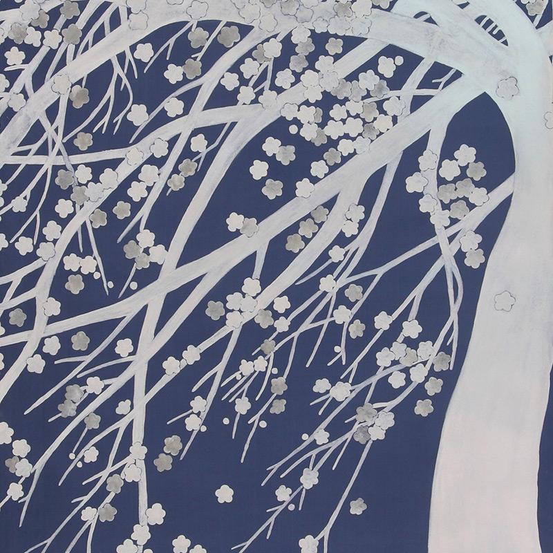 Обои ручная роспись в стиле Арт-деко Windswept Blossom Special Colourway on Dark Blue dyed silk Обои ручная роспись в стиле Арт-деко Windswept Blossom Special Colourway on Dark Blue dyed silk в Кирове | Loft Concept
