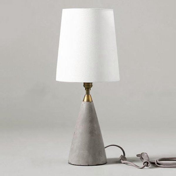 Настольная лампа Concrete Stone Table Lamp Cone Серый Настольная лампа Concrete Stone Table Lamp Cone Серый в Кирове | Loft Concept
