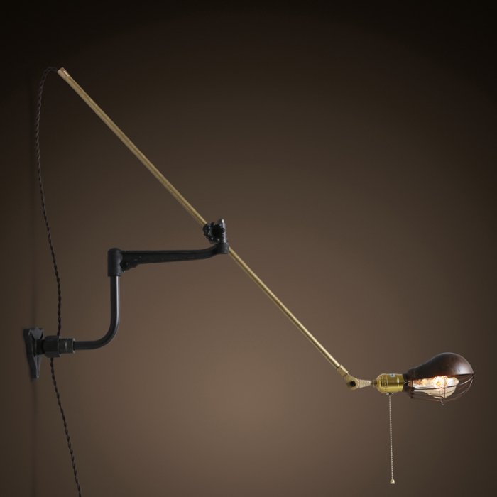Настенный светильник Steampunk Extension Pole Bra Латунь Черный Настенный светильник Steampunk Extension Pole Bra Латунь Черный в Кирове | Loft Concept