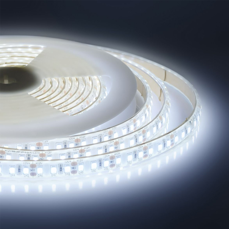 Светодиодная влагозащищенная лента 10W/m 120LED/m 2835SMD холодный белый 5M Белый Светодиодная влагозащищенная лента 10W/m 120LED/m 2835SMD холодный белый 5M Белый в Кирове | Loft Concept
