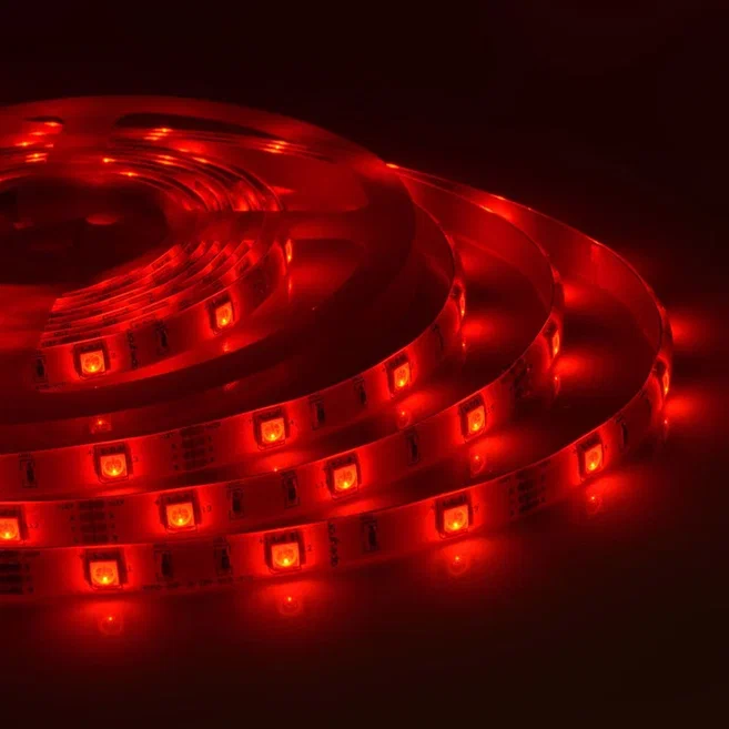 Светодиодная влагозащищенная лента 7,2W/m 30LED/m 5050SMD разноцветная 5M Белый Светодиодная влагозащищенная лента 7,2W/m 30LED/m 5050SMD разноцветная 5M Белый в Кирове | Loft Concept