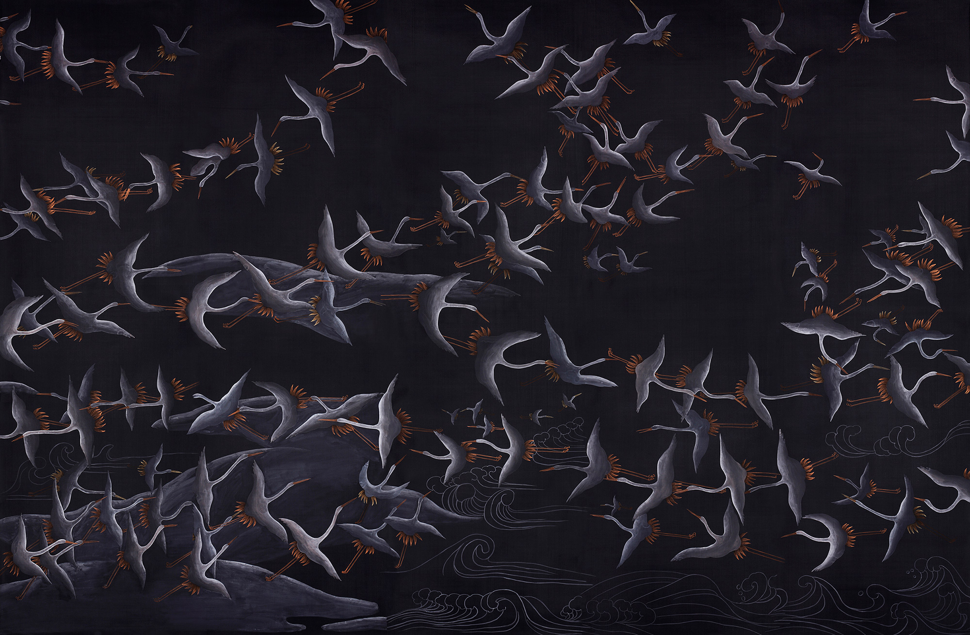 Обои ручная роспись Cranes Scroll Limewash on Pitch dyed silk Обои ручная роспись Cranes Scroll Limewash on Pitch dyed silk - постер Loft-Concept в Кирове