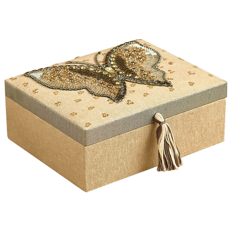 Шкатулка с вышивкой из бисера Butterfly Beads Embroidery Box Бежевый Серебряный Золотой Шкатулка с вышивкой из бисера Butterfly Beads Embroidery Box Бежевый Серебряный Золотой в Кирове | Loft Concept