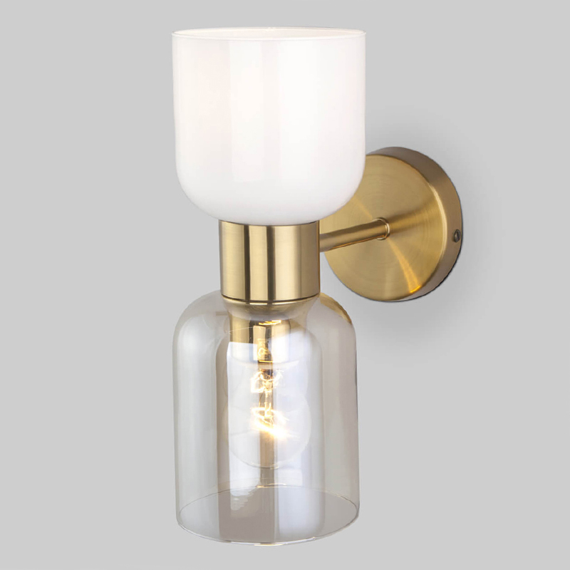 Бра Light maker studio Sconce white and smok brass Латунь Стекло Смок Белый Бра Light maker studio Sconce white and smok brass Латунь Стекло Смок Белый в Кирове | Loft Concept