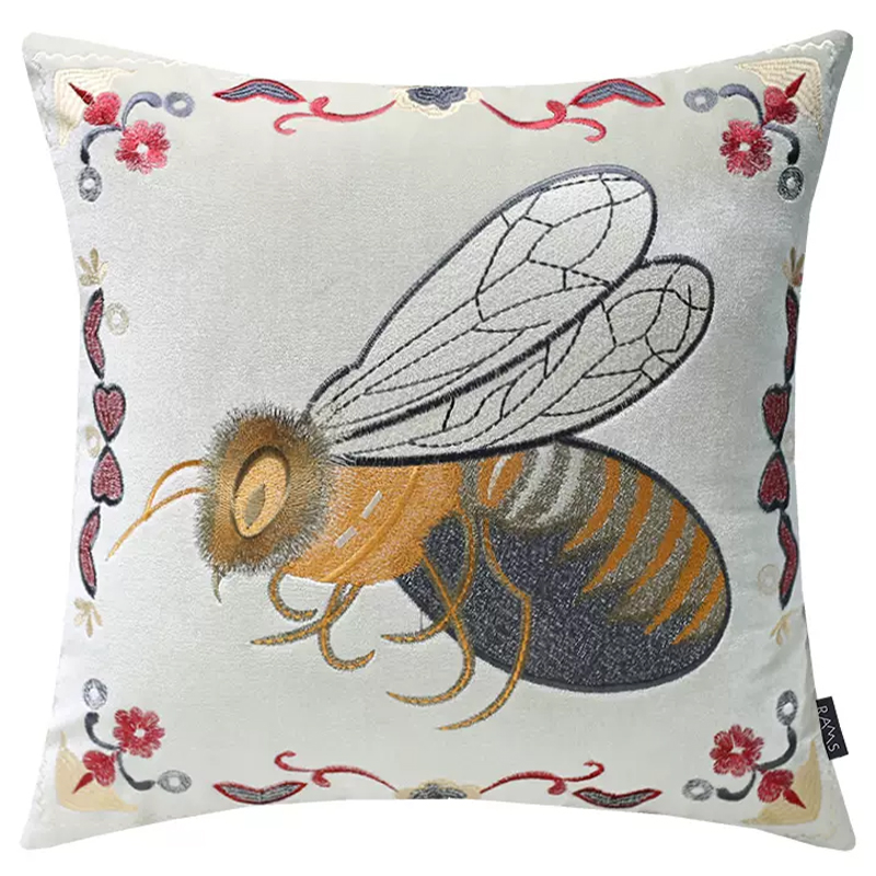 Декоративная подушка с вышивкой Пчела Стиль Gucci Bee Pillow Бежевый Мульти Декоративная подушка с вышивкой Пчела Стиль Gucci Bee Pillow Бежевый Мульти в Кирове | Loft Concept