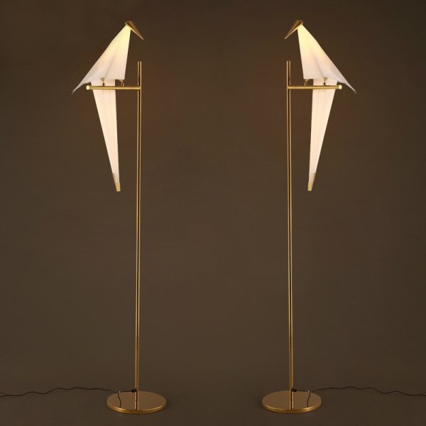 Торшер Origami Bird Floor Lamp Бежево-серый Золотой Торшер Origami Bird Floor Lamp Бежево-серый Золотой в Кирове | Loft Concept