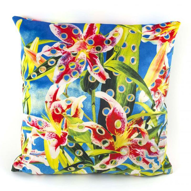 Подушка Seletti Cushion Flower with holes Мульти Подушка Seletti Cushion Flower with holes Мульти в Кирове | Loft Concept