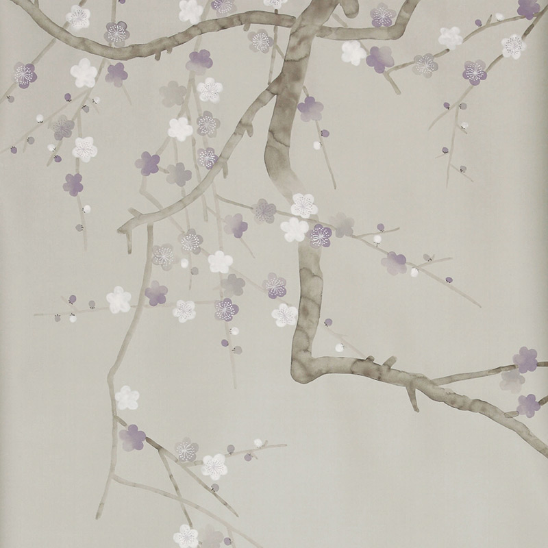 Обои ручная роспись Plum Blossom Special Colourway on Oyster Shell metallic silk Обои ручная роспись Plum Blossom Special Colourway on Oyster Shell metallic silk в Кирове | Loft Concept