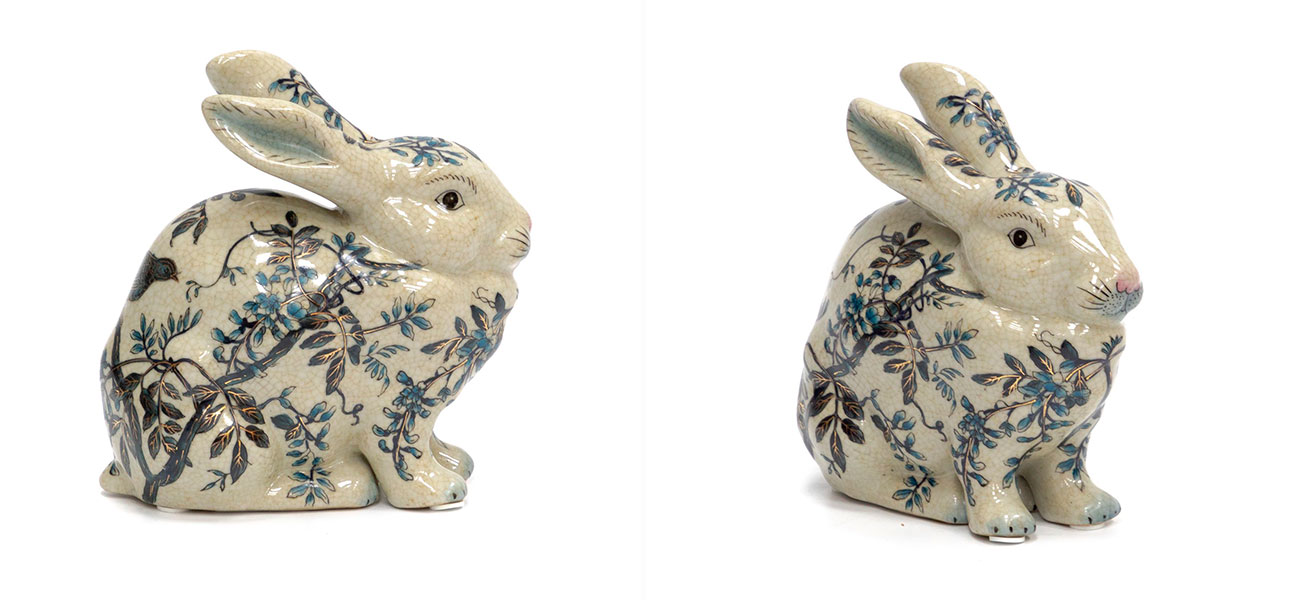 Статуэтка фарфоровая Заяц белая с орнаментом Bunny - фото