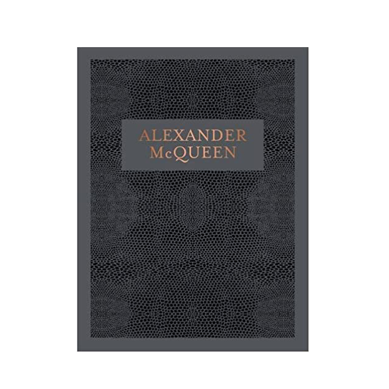 Книга ALEXANDER MCQUEEN book Книга ALEXANDER MCQUEEN book в Кирове | Loft Concept