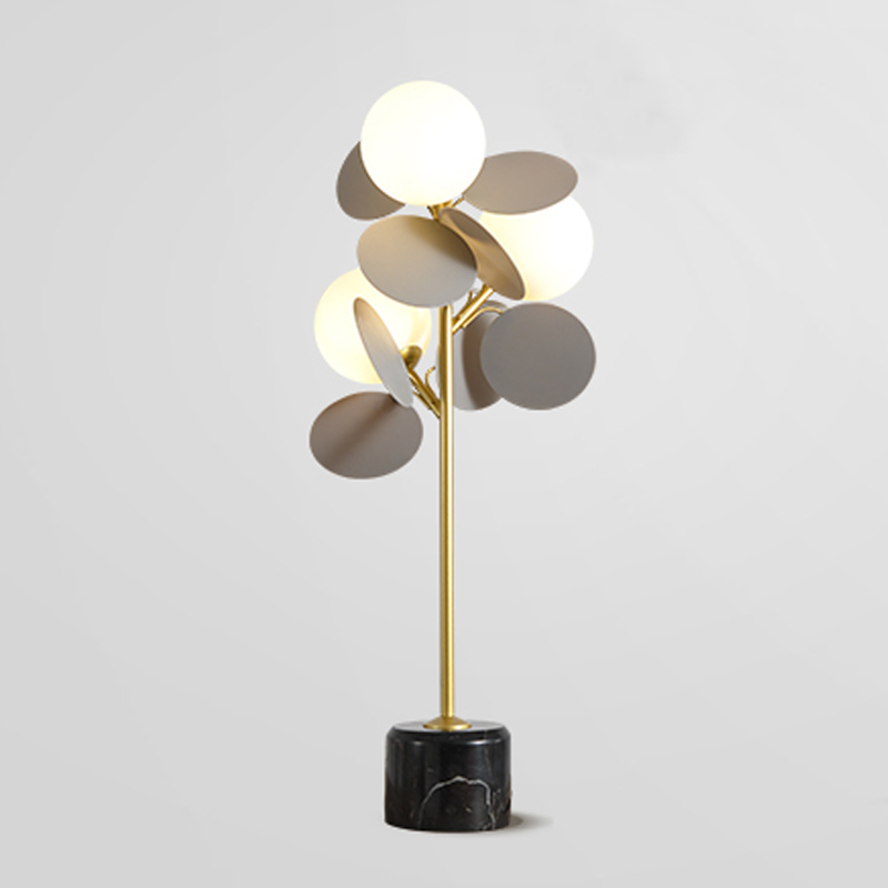 Настольная лампа MATISSE Table Lamp Белое матовое стекло Белый Золотой Черный Мокко Настольная лампа MATISSE Table Lamp Белое матовое стекло Белый Золотой Черный Мокко в Кирове | Loft Concept