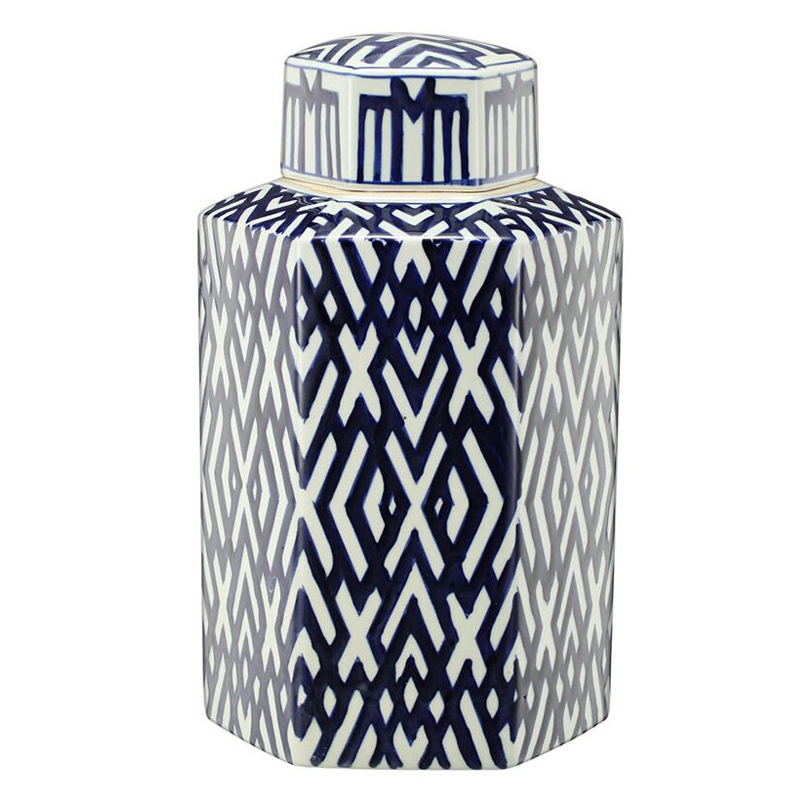 Ваза с крышкой и графическим узором в сине-белых цветах Blue & White Ornament Белый Синий Ваза с крышкой и графическим узором в сине-белых цветах Blue & White Ornament Белый Синий в Кирове | Loft Concept