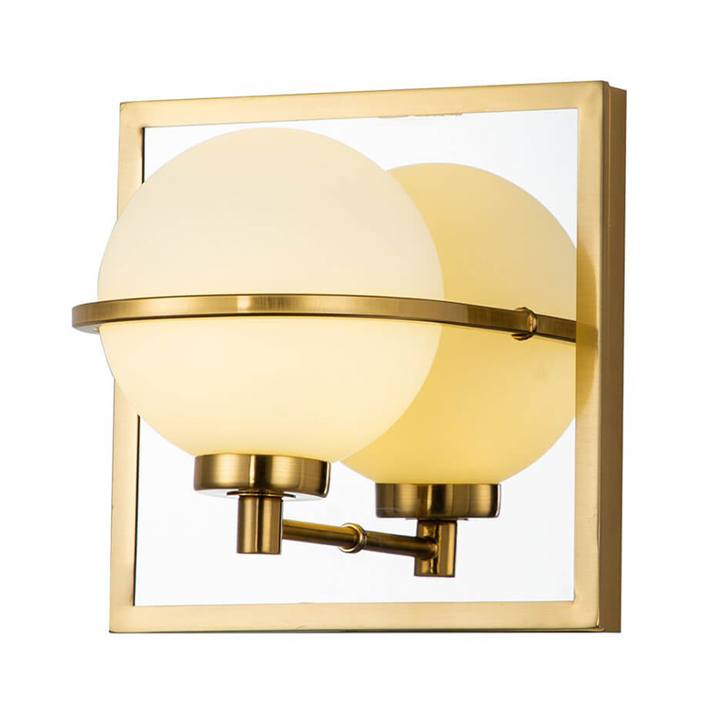 Бра Ball Reflection Wall Lamp Латунь Белый Бра Ball Reflection Wall Lamp Латунь Белый в Кирове | Loft Concept