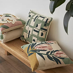 Подушка декоративная зеленого цвета с геометрическим рисунком Divine Abstractions варинант исполнения - 5 | Loft Concept в Кирове