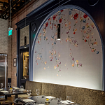 Обои ручная роспись Falling Flowers Standard colourway on Pale Grey dyed silk варинант исполнения - 3 | Loft Concept в Кирове