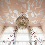 Обои ручная роспись в стиле Арт-деко Symphony Colourway SC-105 on Himalayan Rose silk dupion варинант исполнения - 1 | Loft Concept в Кирове