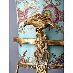 Ваза из голубого фарфора с рисунком птиц и цветов и декоративными элементами Blue Garden варинант исполнения - 11 | Loft Concept в Кирове