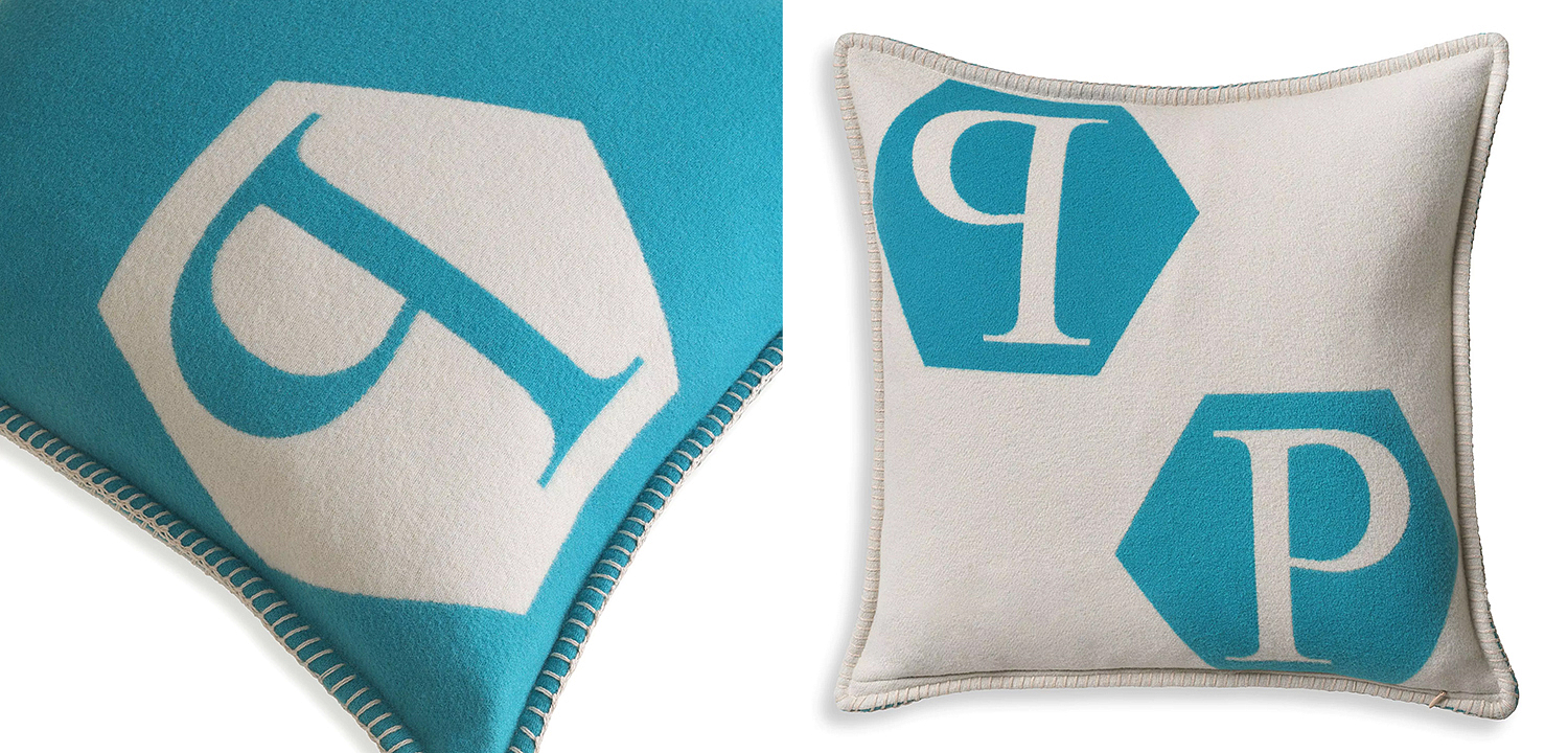 Подушка Philipp Plein Cushion Cashmere PP Logo 65 x 65 Blue Подушка Philipp Plein Cushion Cashmere PP Logo 65 x 65 Blue - Loft-Concept в Кирове