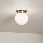 Потолочный светильник с белым матовым шарообразным плафоном Kichler варинант исполнения - 7 | Loft Concept в Кирове