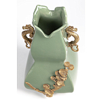 Ваза зеленого цвета из фарфора с бронзовыми ручками в виде драконов и рельефным цветочным декором Eden Garden porcelain and bronze варинант исполнения - 6 | Loft Concept в Кирове