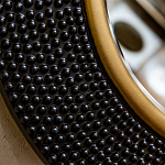 Зеркало в черной фактурной раме с золотым кантом Summon the Light варинант исполнения - 2 | Loft Concept в Кирове