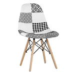 Пластиковый стул на ножках из массива бука Eames Черно-Белый Пэчворк варинант исполнения - 1 | Loft Concept в Кирове