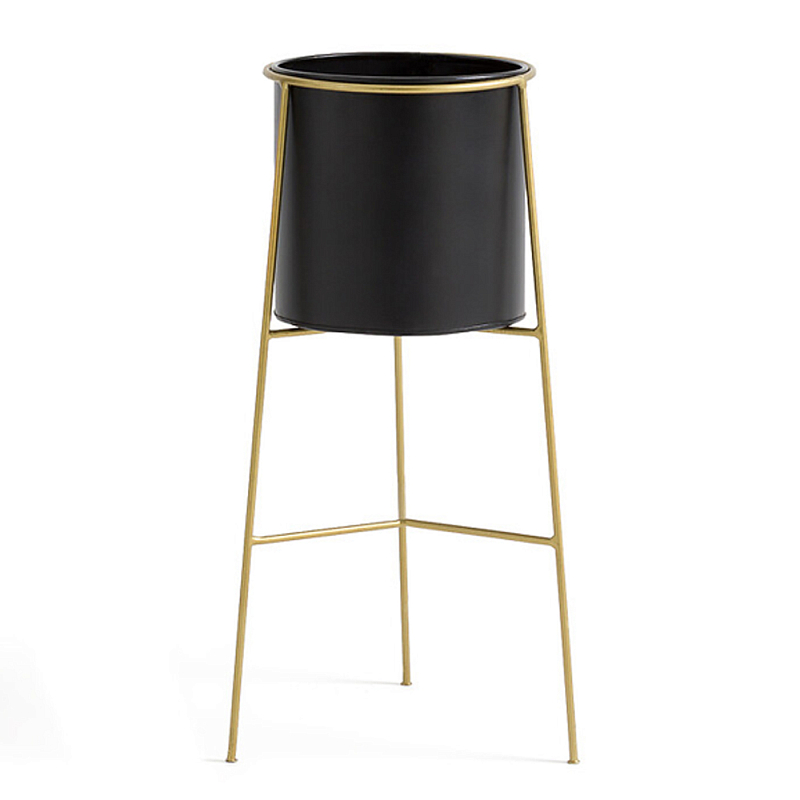 Кашпо из металла и латуни Elegance Elevated Planters черное Черный Латунь Кашпо из металла и латуни Elegance Elevated Planters черное Черный Латунь в Кирове | Loft Concept
