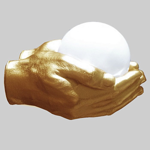 Бра Glowing Ball In The Gold Hands