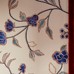 Обои с вышивкой ручной работы Flora Catherine colourway on Liso Pearl wool sateen варинант исполнения - 4 | Loft Concept в Кирове