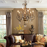 Люстра с подвесками из прозрачного стекла на кованом каркасе бронзового цвета в классическом стиле Quoizel варинант исполнения - 2 | Loft Concept в Кирове