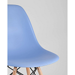 Пластиковый стул на ножках из массива бука Eames Blue варинант исполнения - 2 | Loft Concept в Кирове