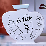 Ваза плоская белая с абстрактными черными линиями в форме лиц Faces of Imagination варинант исполнения - 4 | Loft Concept в Кирове