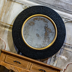 Зеркало в черной фактурной раме с золотым кантом Summon the Light варинант исполнения - 5 | Loft Concept в Кирове