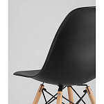 Пластиковый стул на ножках из массива бука Eames Black варинант исполнения - 3 | Loft Concept в Кирове
