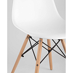 Пластиковый стул на ножках из массива бука Eames White  варинант исполнения - 2 | Loft Concept в Кирове