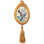 Картина с изображением павлинов в саду в овальной позолоченной раме с кисточкой Chinoiserie Imperial Garden Peacocks on a Tree Poster варинант исполнения - 1 | Loft Concept в Кирове