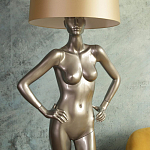 Лампа MANNEQUIN LAMP с абажуром руки на талии варинант исполнения - 8 | Loft Concept в Кирове