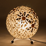 Настольная лампа из перламутра на металлическом каркасе Indonesian Ball варинант исполнения - 4 | Loft Concept в Кирове