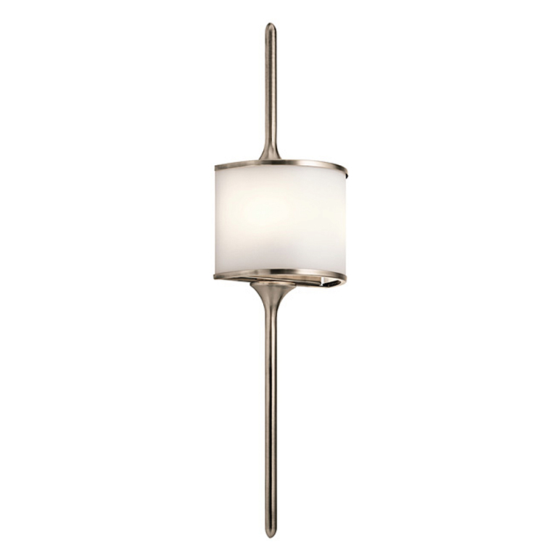 Бра вертикальное с белым полукруглым плафоном и длинным стержнем L Kichler Хром Белый Латунь Серебряный в Кирове | Loft Concept 